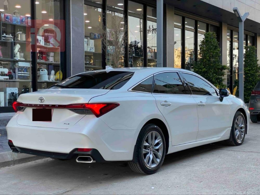 Toyota Avalon